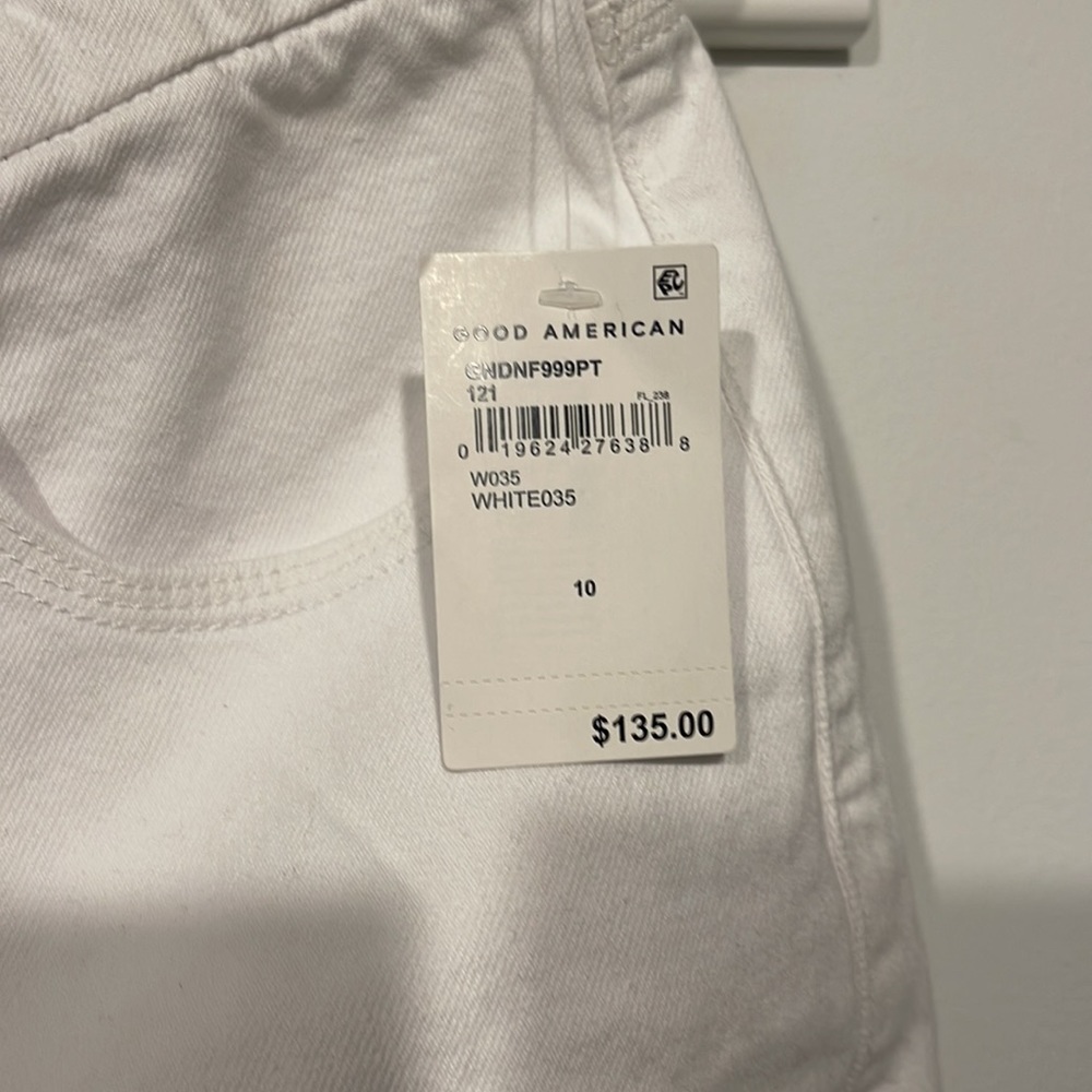 Good American White Distressed Denim - Picture 4 of 4